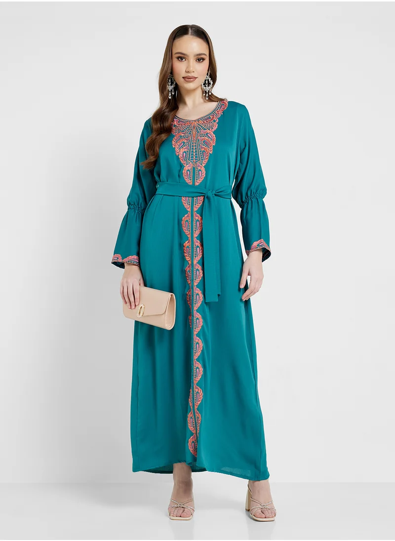 هيا كلوزيت Embroidered Jalabiya with Belt