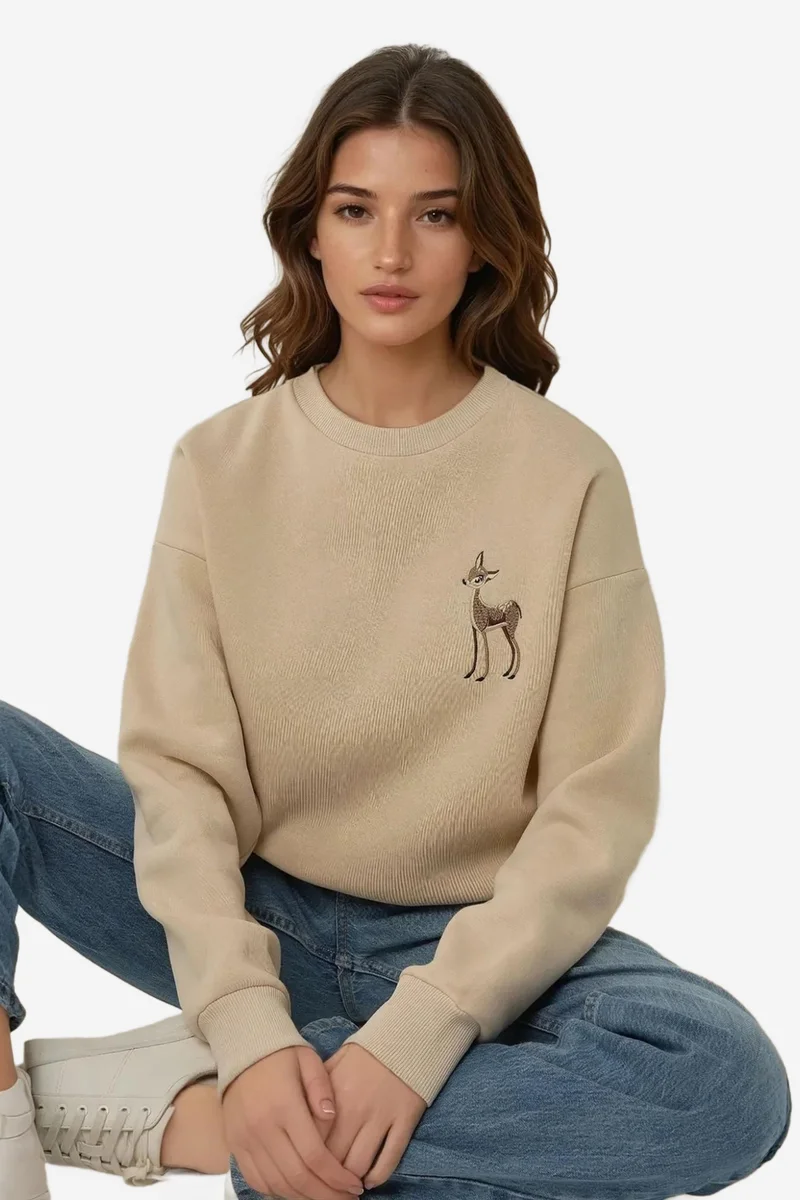 Comfort Animal Pattern Embroidered Raised Crew Neck Sweatshirt
