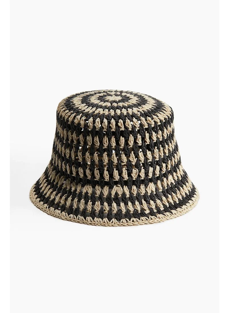 اتش اند ام Straw bucket hat