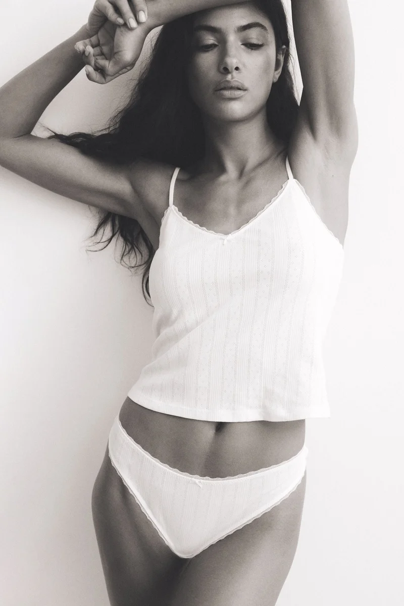 اتش اند ام سروال ثونغ من نسيج بوانتيل - عبوة من قطعتين