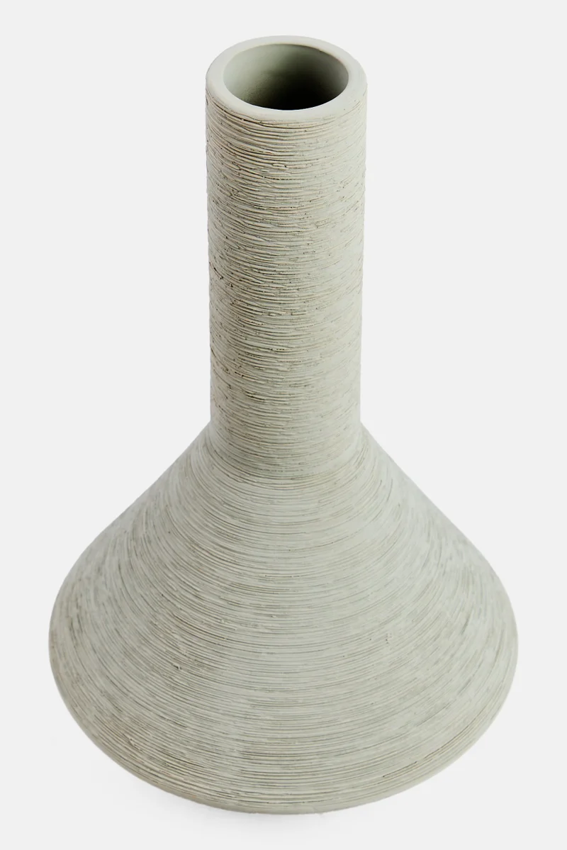 Muy Mucho Feeling Good At Home Textured Flower Vase 25 H x  15 L cm, Light Grey