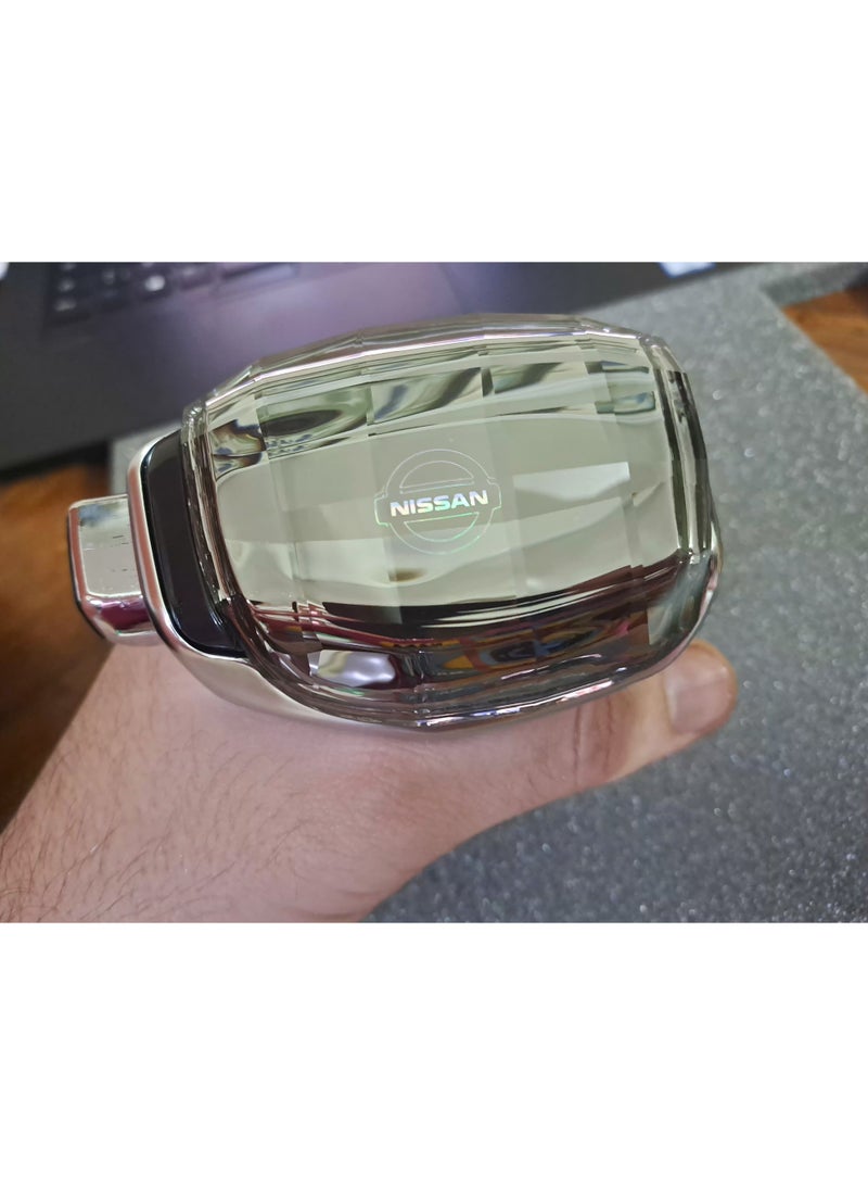 Crystal handle with side button and Nissan logo for automatic cars - Image 2