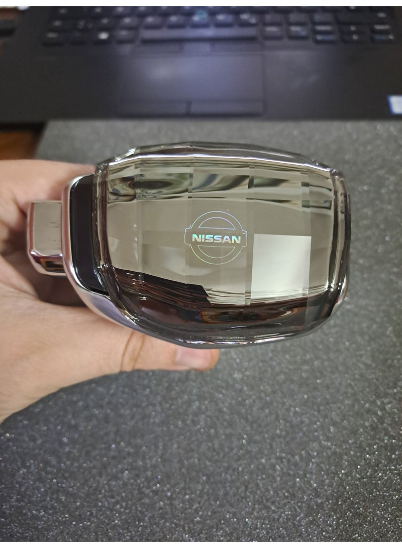 Crystal handle with side button and Nissan logo for automatic cars - Image 4