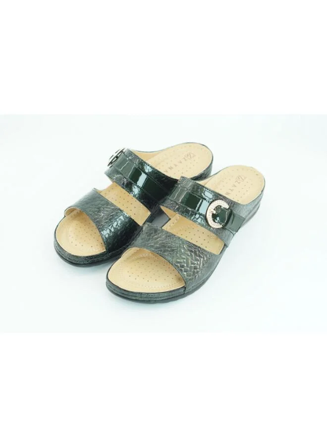 221-3152 Zayna Woman Textured Double Strap Sandals 88909-36 Green