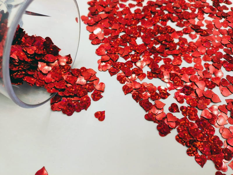 Comemela 4000Pcs Hearts Shape Glitter Cute Sprinkle Party Confetti Table Decoration for Valentine's Day, Celebration, Wedding, Engagement Supplies (Red Hearts) - Image 2