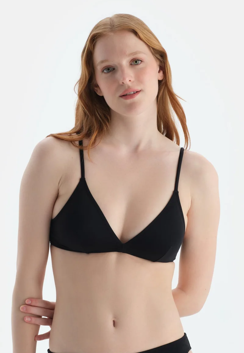 داجي Black Triangle Top Bikini Top