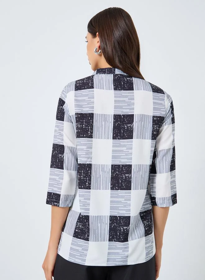 تايك تو بلوزة مربعة بأزرار أمامية