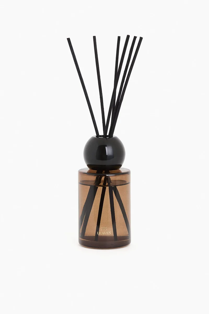 اتش اند ام موزع عطر بأعواد