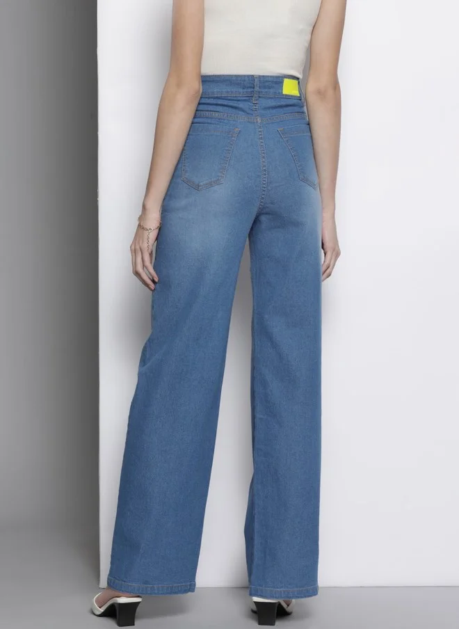 SASSAFRAS Comfort Straight Fit High-Rise Blue Jeans for Women
