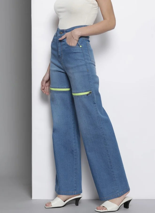 SASSAFRAS Comfort Straight Fit High-Rise Blue Jeans for Women