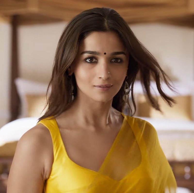 Sidhidata Women's Printed Pure Georgette Saree with Unstitched Blouse Piece - Ideal for Festivals and Weddings - Image 4