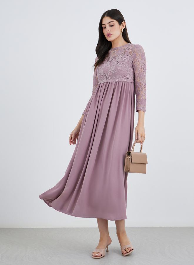ستايلي فستان ماكسي بتصميم - مزين بالدانتيل باللون البنفسجي - Image 1
