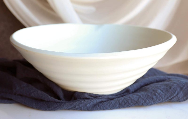 Ebros Gift Ebros Pack Of 6 Contemporary 1025D 78oz Matte White Melamine Large Salad Pasta Ramen Soup Rice Spiral Ridged Irregular Bowls Kitchen Dining Asian Western Cuisine Dinner Bowl Set Restaurant Supply - Image 1