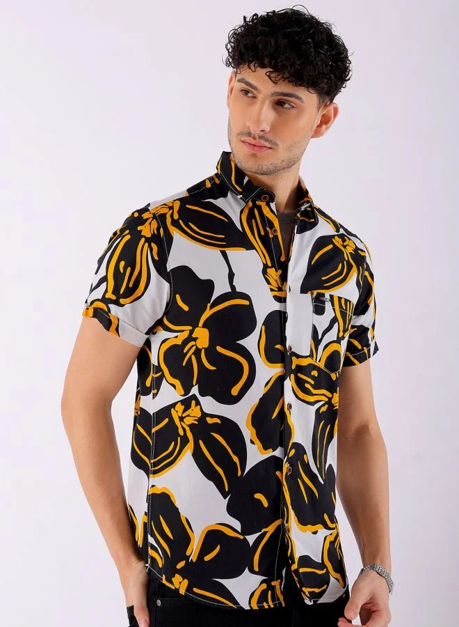 The Indian Garage Co Men Slim Fit Floral Printed Half Sleeves Spread Collar Resort Wear Shirt