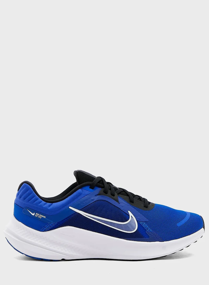 Nike Quest 5