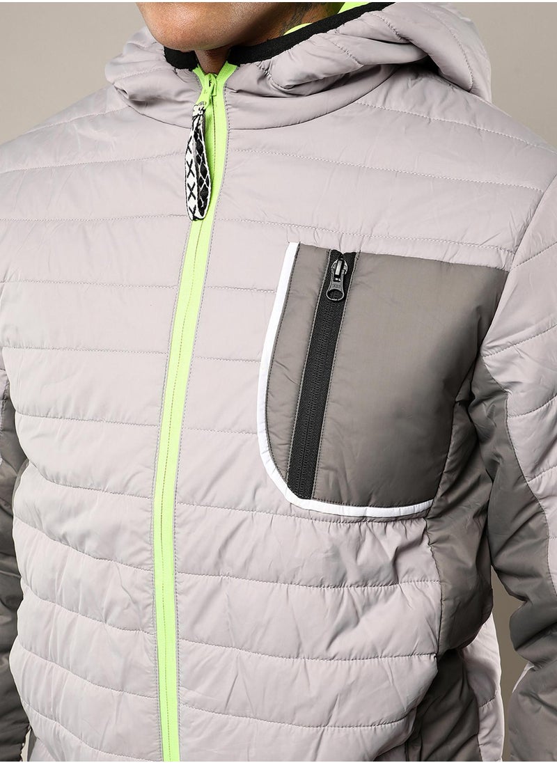 كامبوس سوترا - Men's Light Grey Puffer Jacket With Contrast Zipper - Image 1