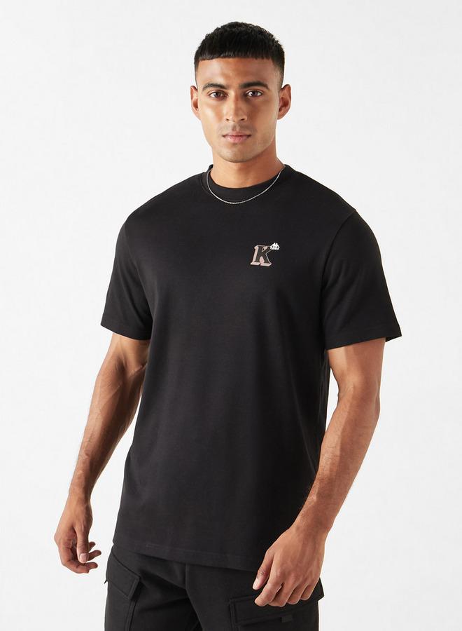 كابا تيشيرت بأكمام قصيرة وطبعات جرافيك من كابا - Image 3