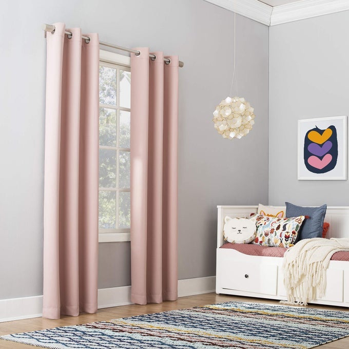 RILEY KIDS BEDROOM BLACKOUT GROMMET CURTAIN PANEL 40 X 95 BLUSH PINK
