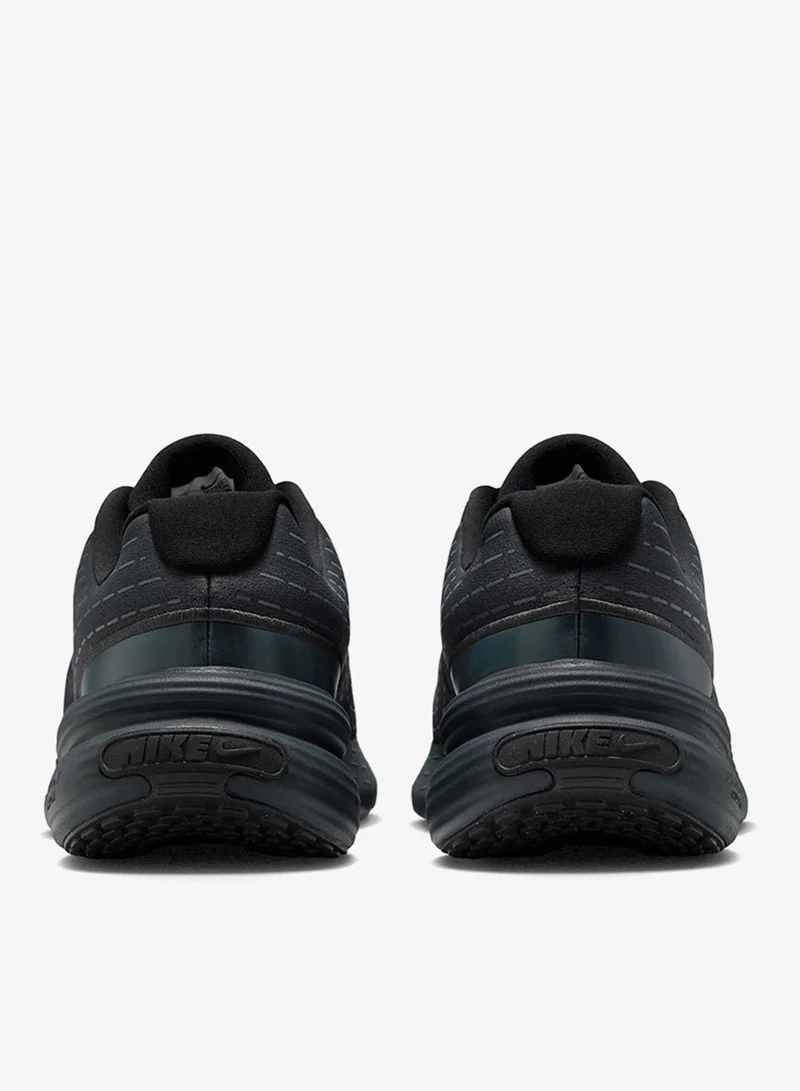 نايكي أبليفت إس سي