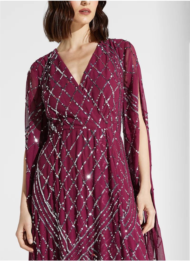 اميليا روز Embellished Cape Sleeves Maxi Dress