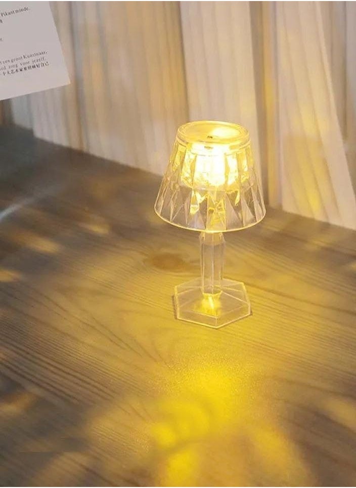 co arma A set of 4 transparent lampshades with yellow light, small in size, 12 cm high  - Image 3