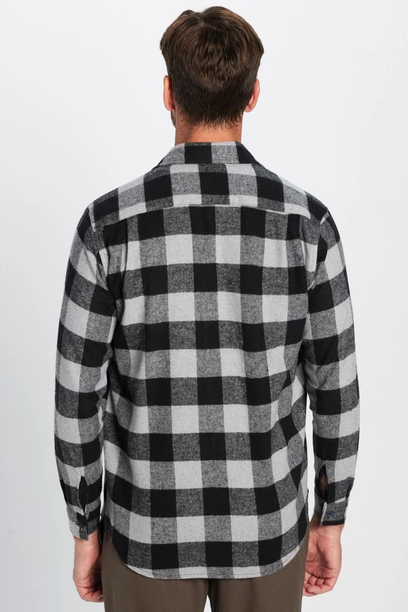 Tudors Men's Classic Fit Regular Cut Lumberjack Single Pocket Checkered Winter Shirt
