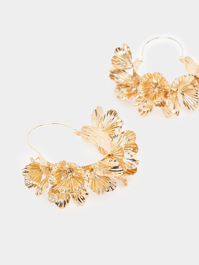 Styli Styli Textured Floral Earrings  - Image 4