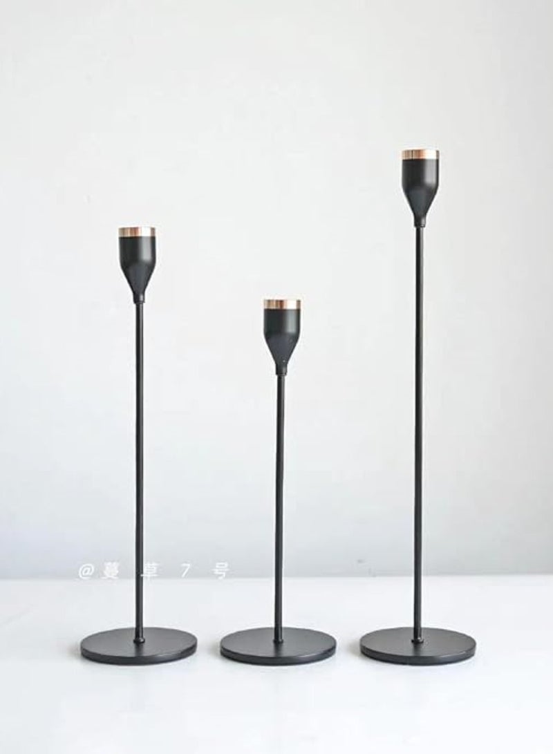 طقم شمعدان مكون من 3 قطع ارتفاعات مختلفة -أسود بإطار ذهبي - Image 4