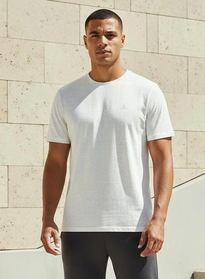 Men Textured Performance T-shirt