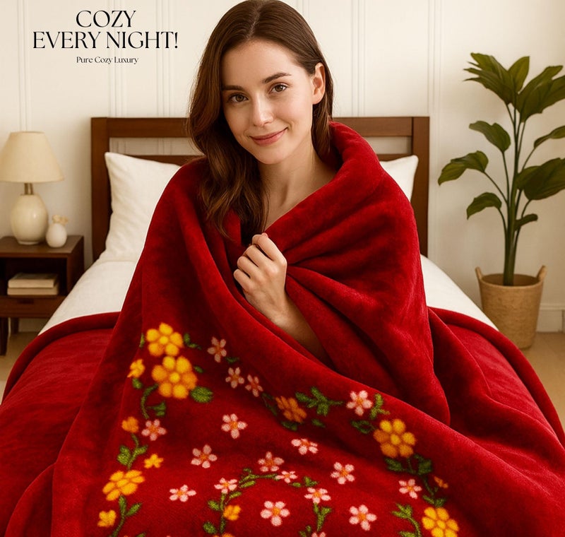 VAS COLLECTIONS Soft Mink Blanket 1500g – Plush Fleece, Warm & Cozy Mild Winter Blanket for King Size Double Bed 220 x 230 cm (Red, Yellow & Green, Double Bed 1.5 Kg) - Image 3