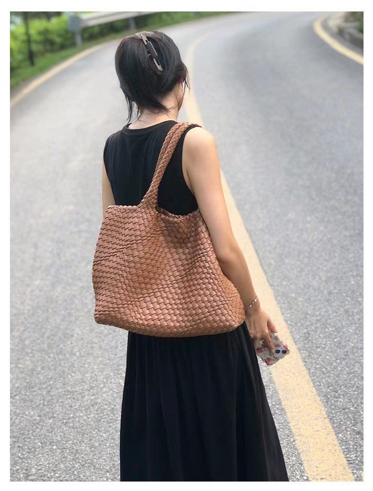 High-Class Large-Capacity Hand-Woven Bag Tote Bag One-Shoulder Bucket Bag Vegetable Basket Bag Tide - Image 2