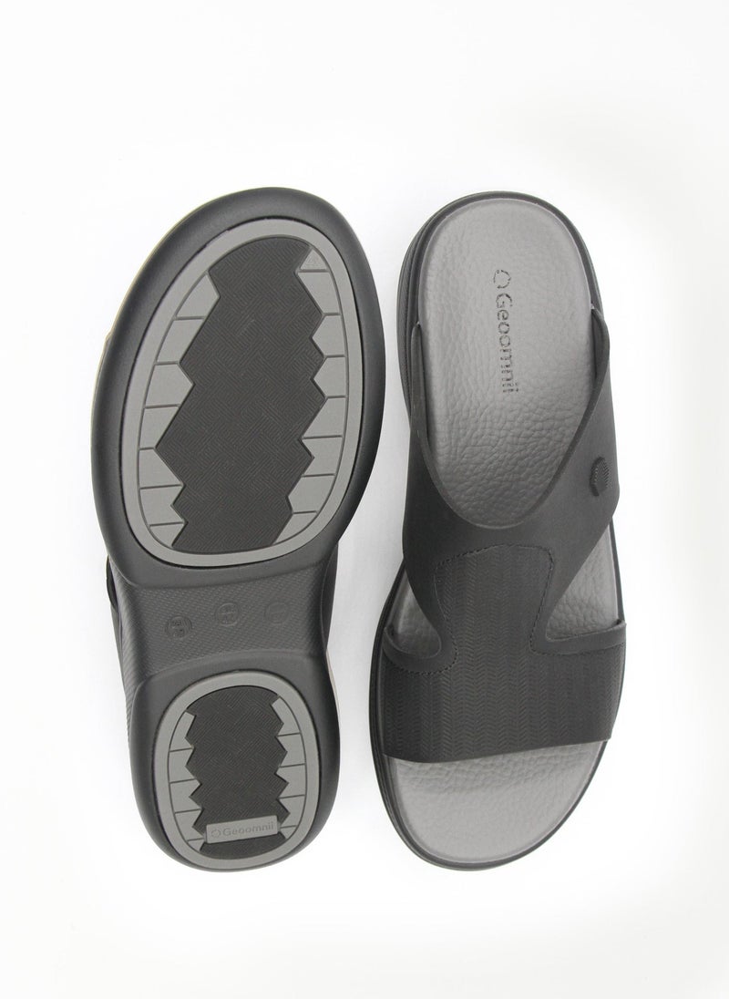 Geoomnii Arabic Sandals for Men – Traditional & Comfortable Slip-On Footwear - Image 5