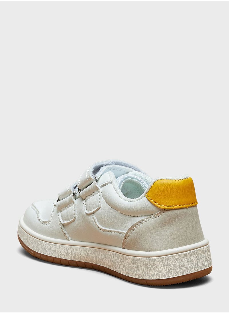 Lee Cooper - Kids Low Top Velcro Sneakers - Image 1