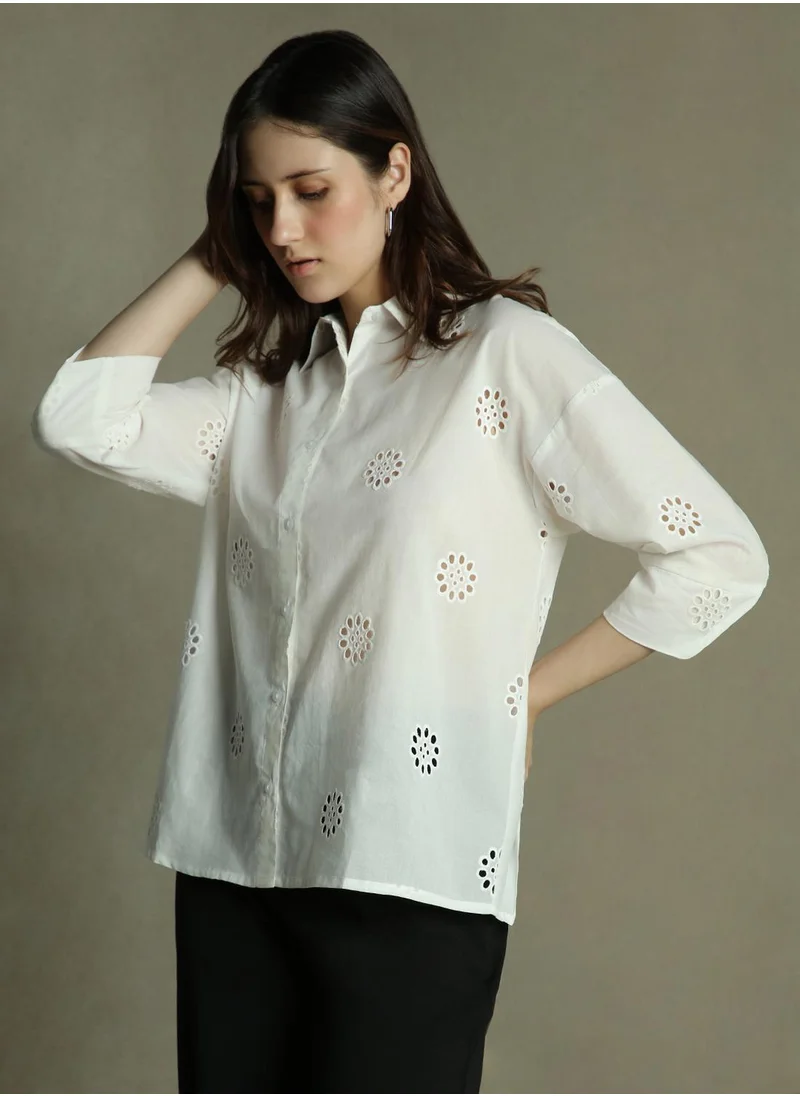 دينيس لينغو Women's White 100% Cotton Embellished Relaxed Fit Shirt