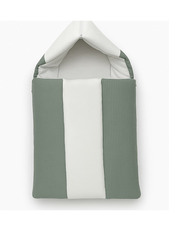 Toyland حقيبة نوم محمولة للأطفال - عش محمول ناعم ومبطن للمواليد للسفر والاستخدام الخارجي - Image 1