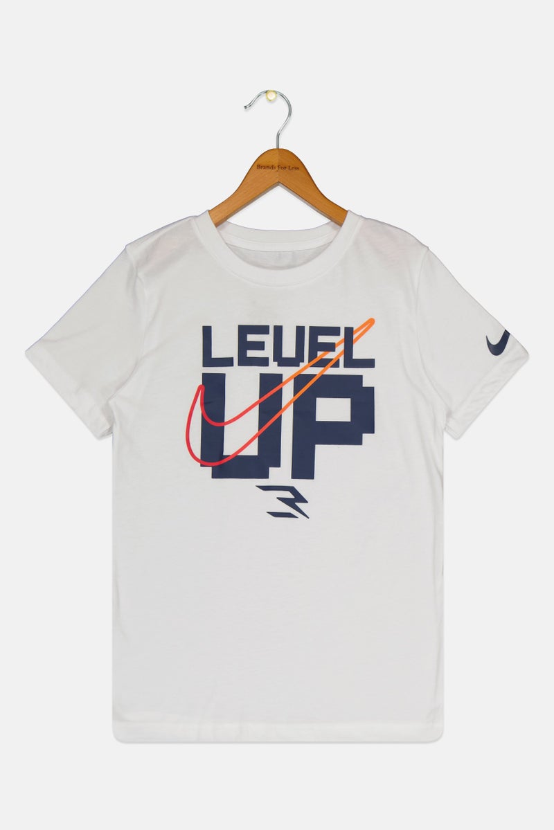 Nike تي شيرت تدريب بأكمام قصيرة من نايك 3 براند بواسطة راسل ويلسون للأطفال الأولاد، أبيض - Image 1