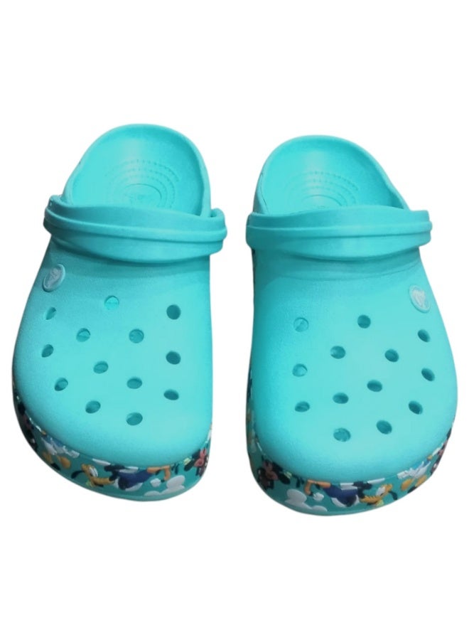 Crocs are comfortable - Image 2