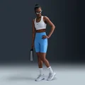 نايكي أزرق