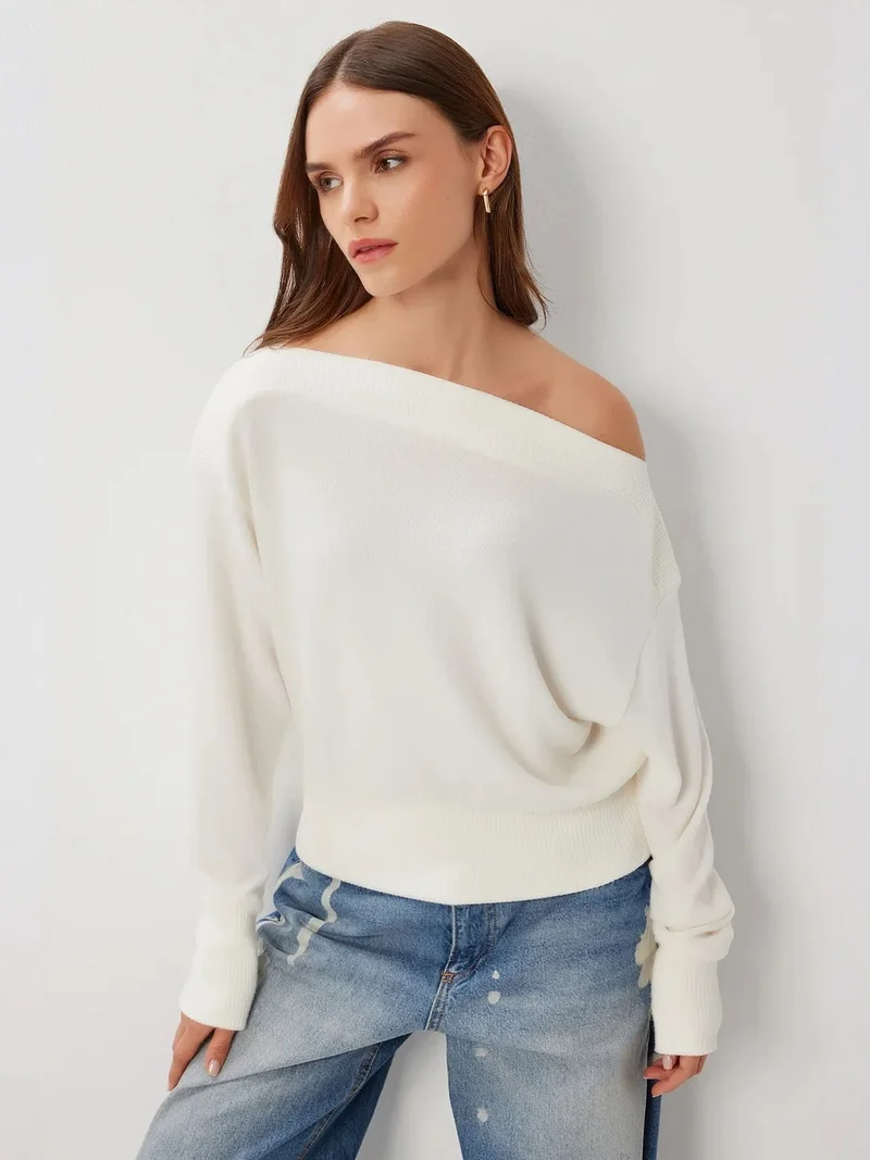 Lovely Istanbul ISTANBUL Boat Neck Relaxed Fit Knit Sweater