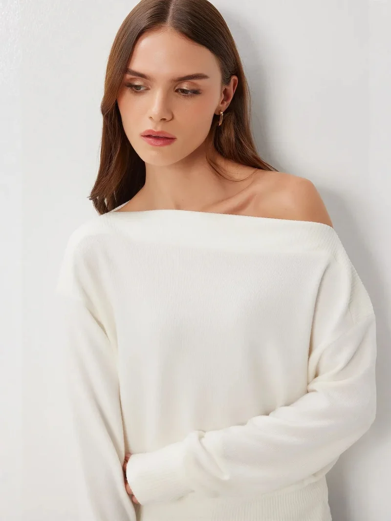 Lovely Istanbul ISTANBUL Boat Neck Relaxed Fit Knit Sweater