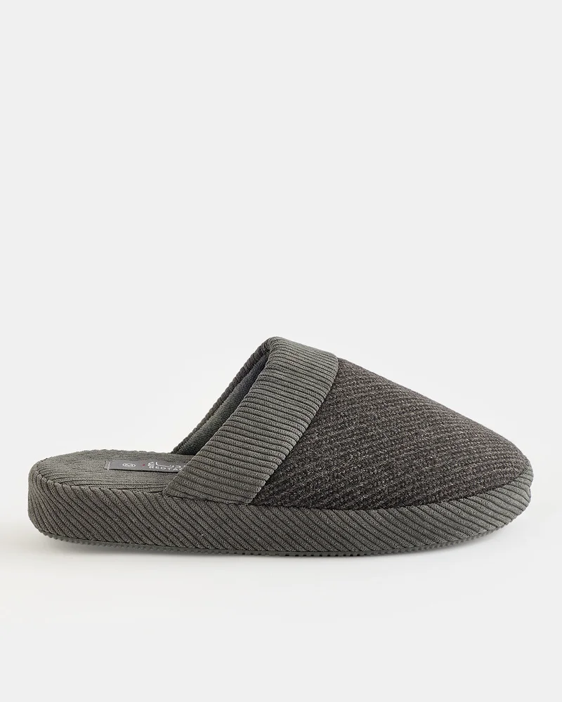 REDTAG Men Charcoal Textured Slippers