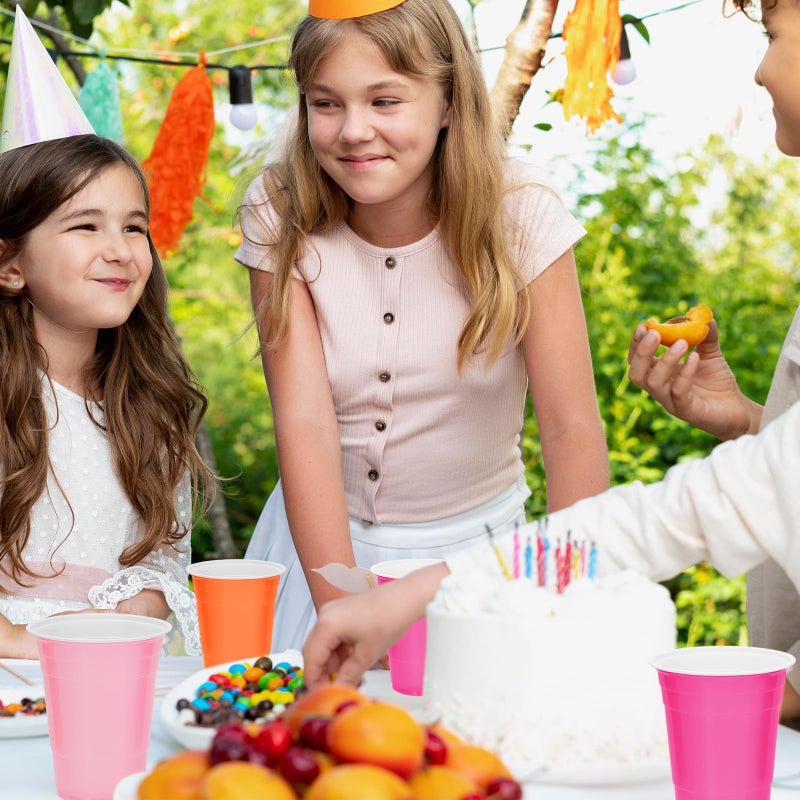 Whaline أكواب بلاستيكية ملونة من واهلين 60 قطعة سعة 16 أونصة باللون الوردي الفاتح والوردي الساخن والبرتقالي، أكواب قابلة للتصرف لمستلزمات حفلات الزفاف وأعياد الميلاد - Image 4