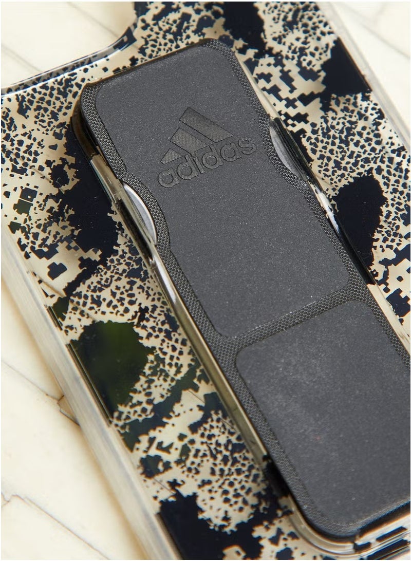 اديداس حافظة هاتف ايفون 13 برو بحمالة يد - Image 1