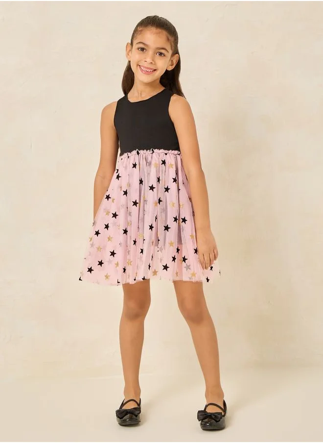 ستايلي Ribbed Star Print Mesh Hem Dress