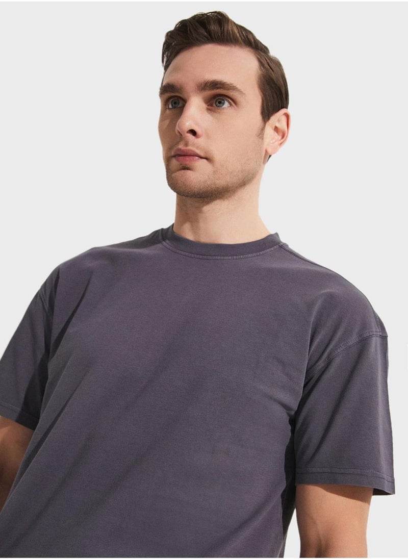 JUNE Crew Neck T-Shirt - Image 3