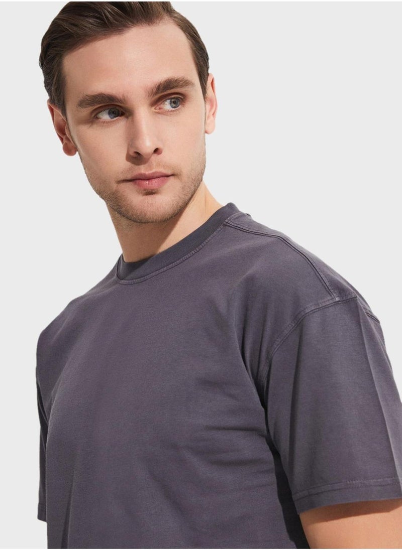 JUNE Crew Neck T-Shirt - Image 4