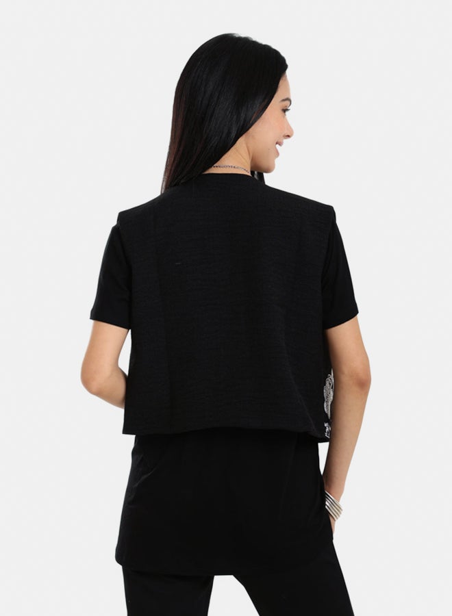 Clue Printed Cropped Vest  - Image 3