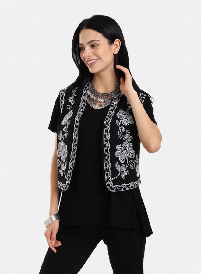 Clue Printed Cropped Vest  - Image 2
