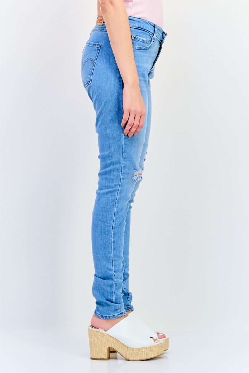 Levi's جينز دنيم ضيق للنساء، مغسول وقابل للتمدد، أزرق - Image 4