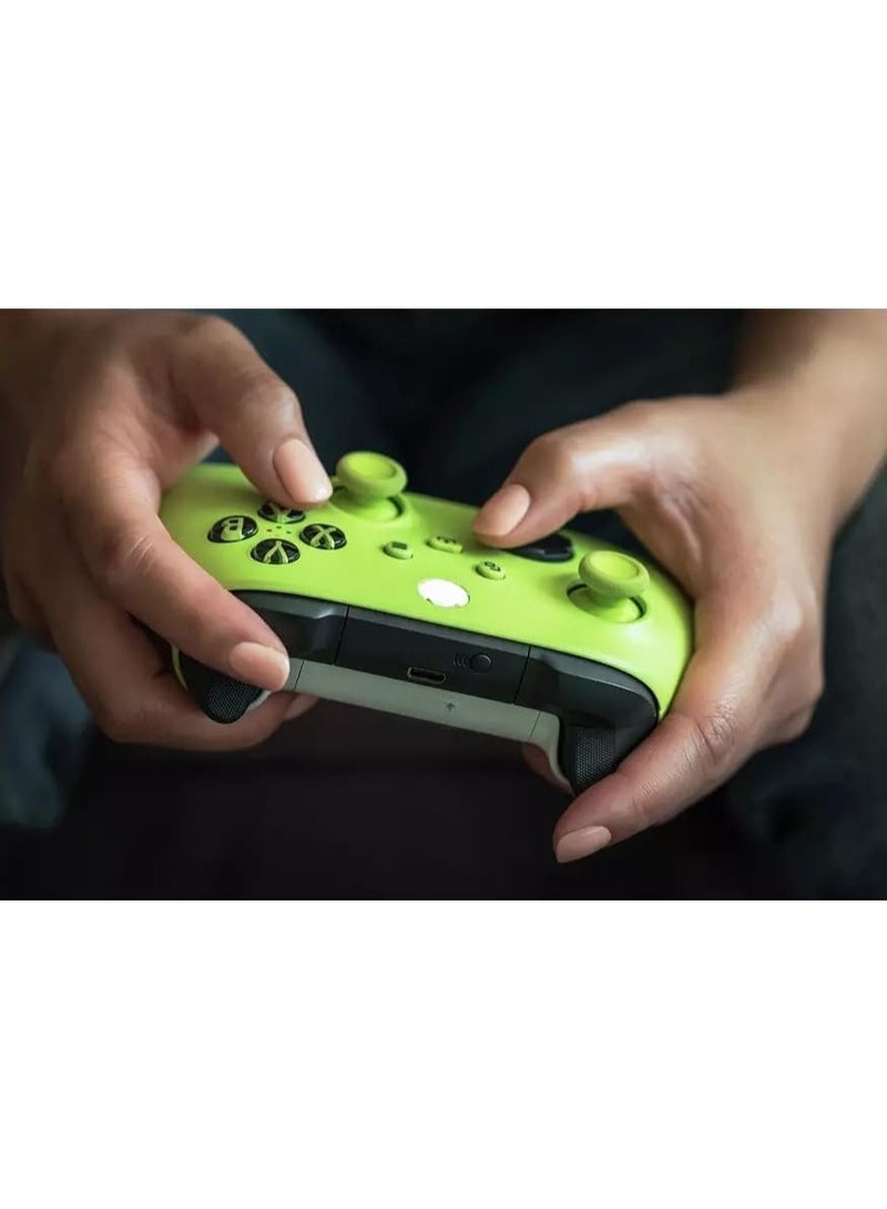 Wireless Bluetooth Controller – Gaming Joystick with Ergonomic Design - Image 3